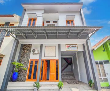 Dalinah Homestay by OYO