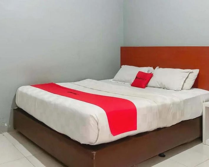 RedDoorz at Jalan Sei Batang Hari Medan