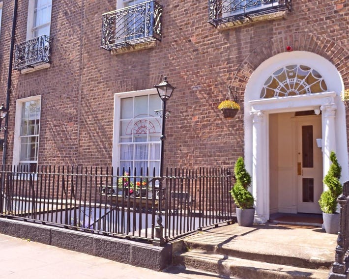 Baggot Court Townhouse