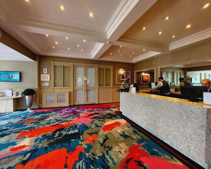 Flannery's Hotel