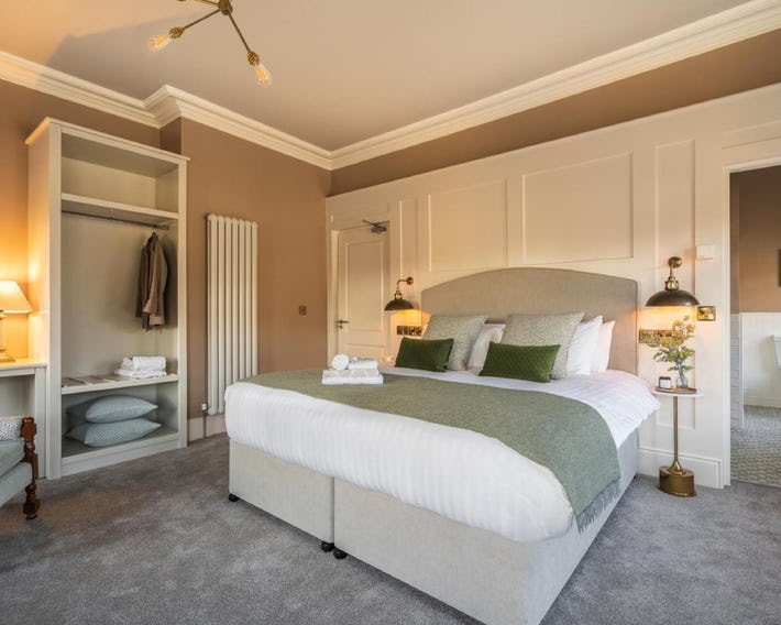 Creighton Hotel