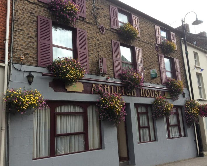 Ashleigh House Bed & Breakfast