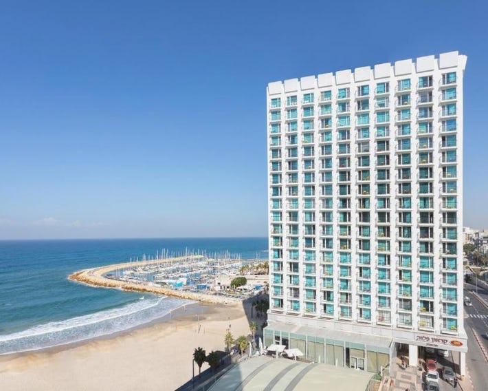 Crowne Plaza Tel Aviv Beach by IHG
