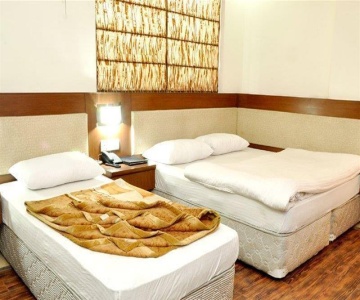 Hotel Om International