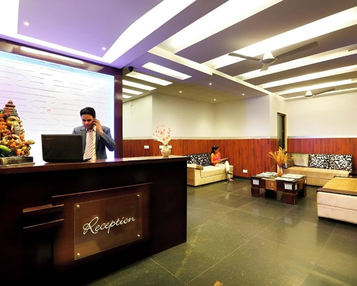 Hotel Anand Lok Inn