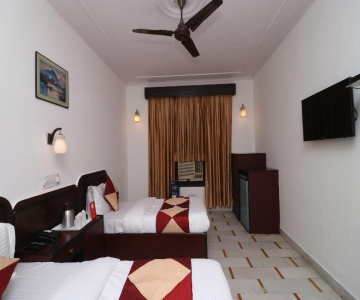 Hotel India International Deluxe by OYO