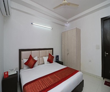 OYO 12732 Avalon Palace