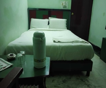 Hotel Green Palace by ADB Rooms
