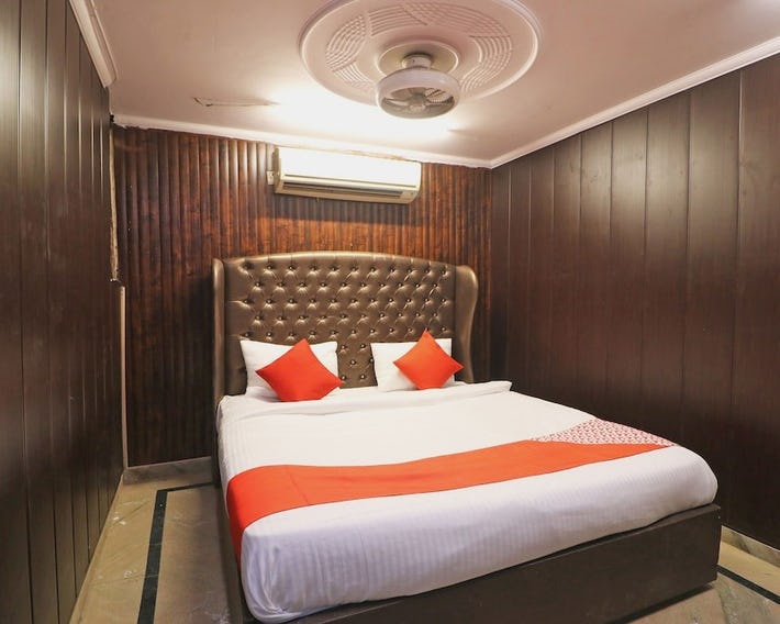 Hotel Grand Inn By OYO Rooms