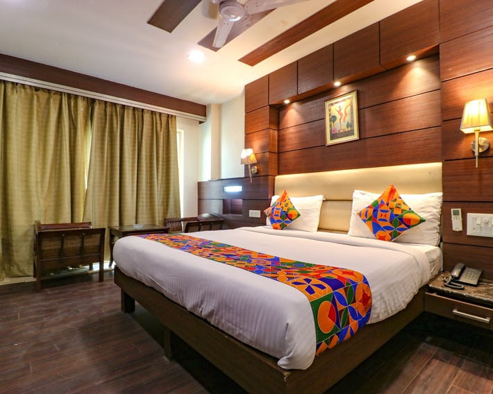 Admire Suites by FabHotel