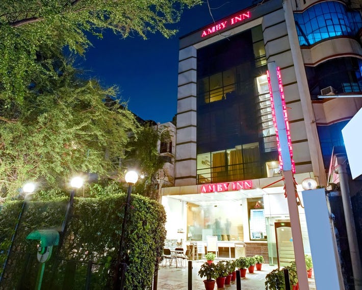 Amby Inn