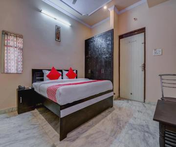 Friends Residency By OYO Rooms