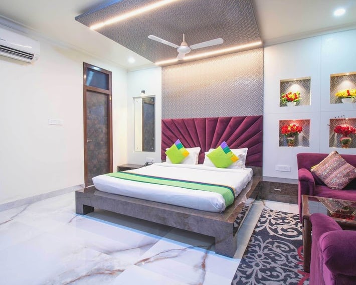 Treebo Trend Hotel Rockland & Restaurant