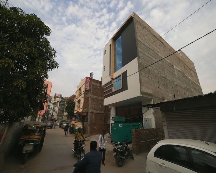 Hotel Morgan by OYO Rooms