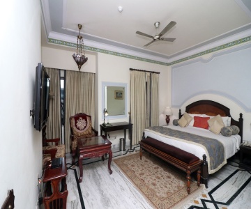 Orient Taj