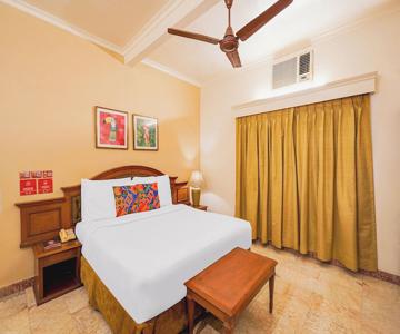 Dayal Lodge