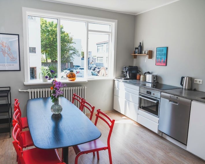 Reykjavík Rainbow Guesthouse