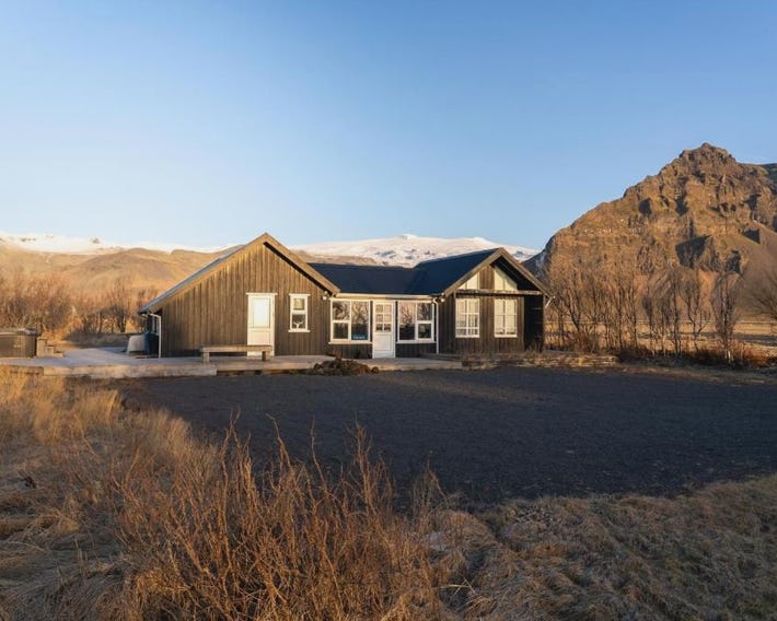 Grund Cabin