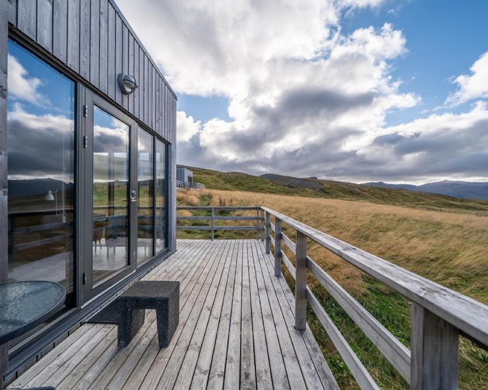 Dis Cottages