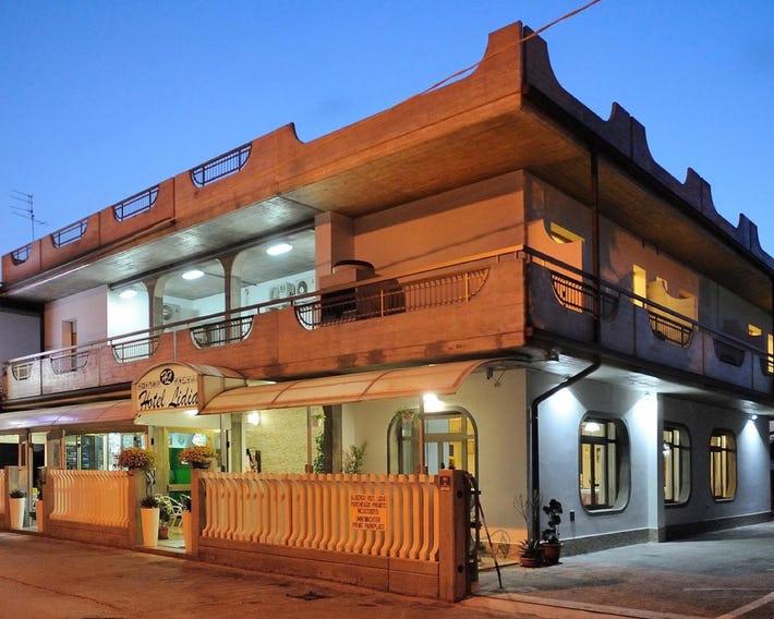 Hotel Lidia