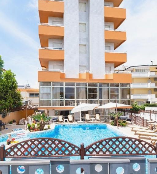 HOTEL BALTIC