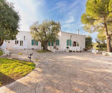 Itrium Homes & Suites In Valle D'itria