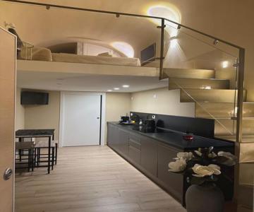 Beata Elia Loft