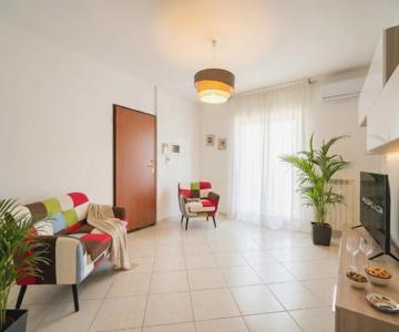 Mistral Suite Apartment - free private car park