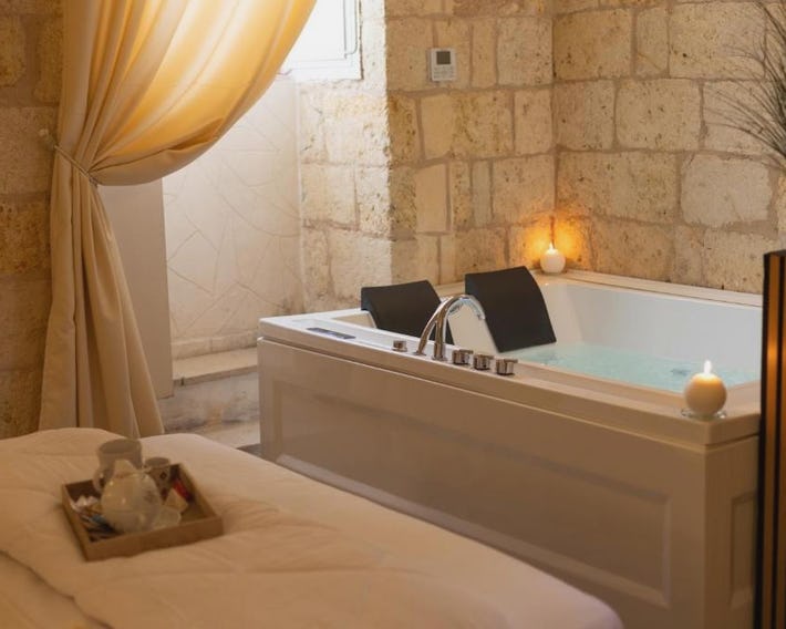 Damà Luxury Room con Jacuzzi