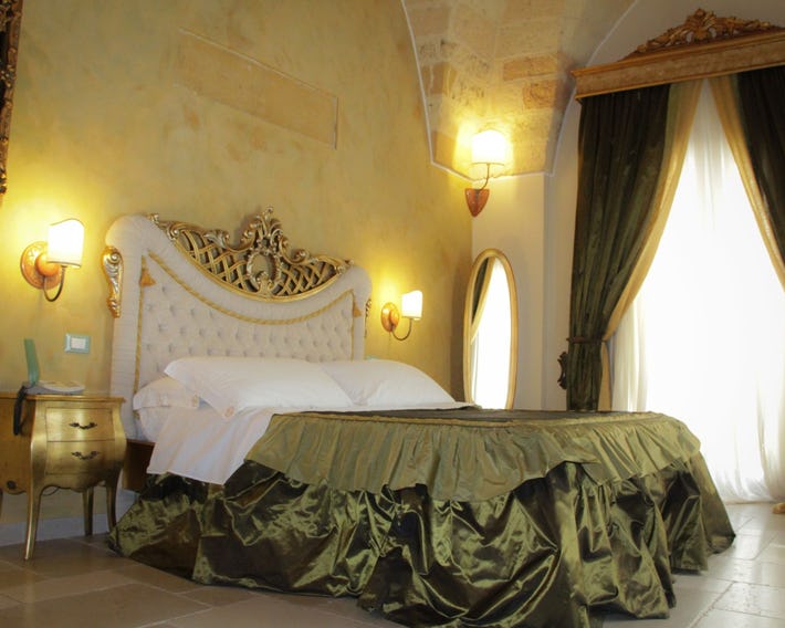 Kelina Hotel