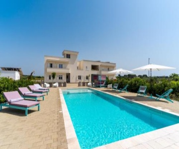 Le Scuderie Apartments