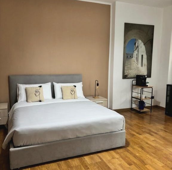 Lo Re City rooms