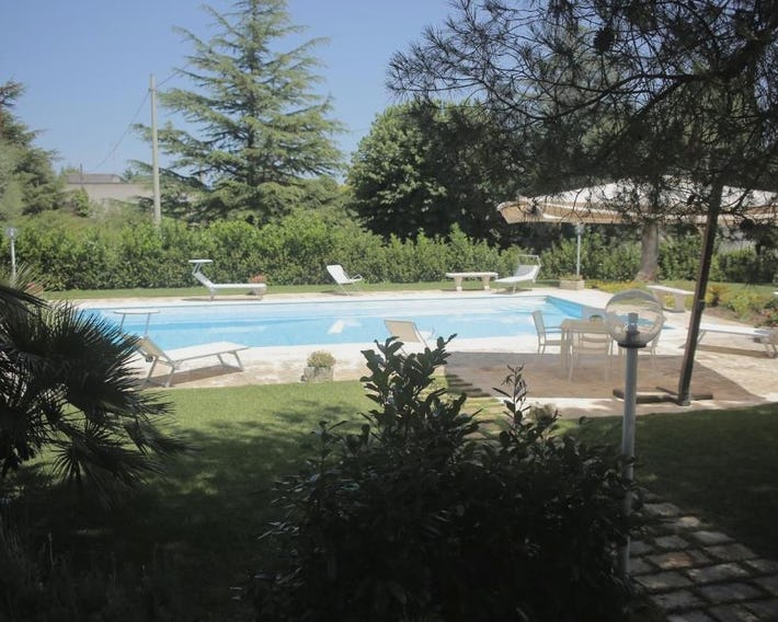 Villa Curri
