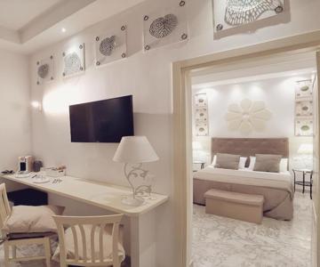 Flos Guest House