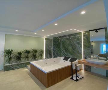 Alma Salina Suite