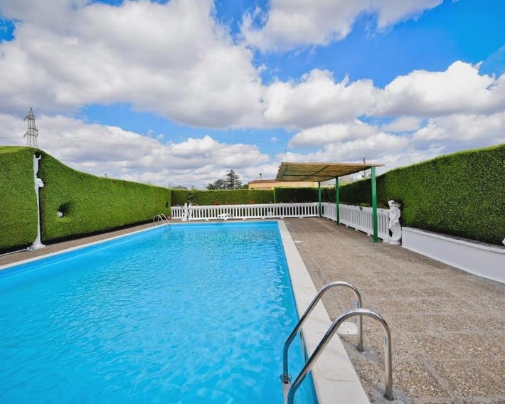 I CINQUE TRULLI with Swimming Pool
