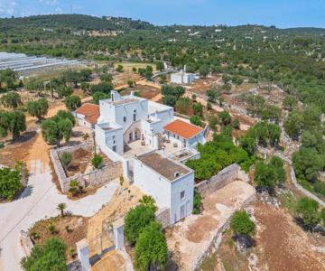 Naturelais Masseria Pittore Monopoli