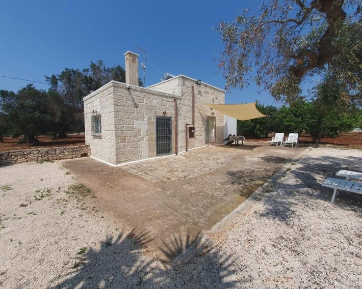 casina tra gli ulivi