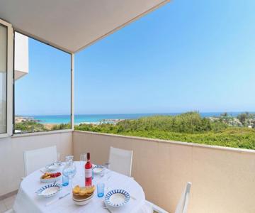 Beachfront Apartment With Amazing Sea View Balconies