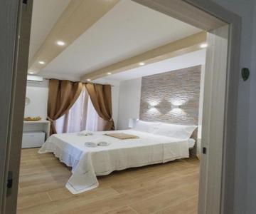 Gio's room