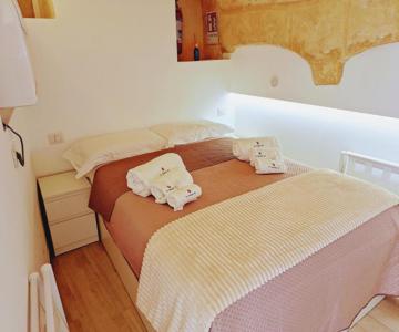 Vico Farinella 12 Small Room