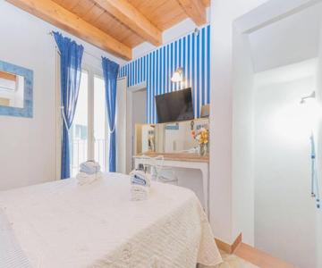 Costa Apartment