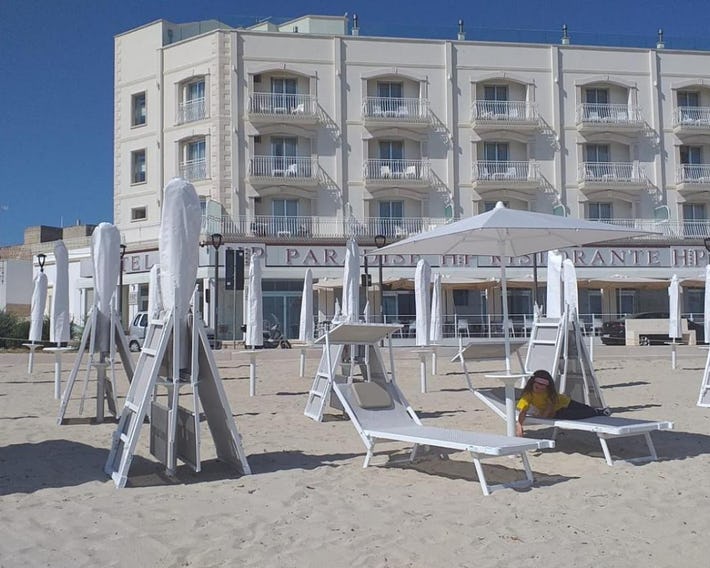 HOTEL PARADISE
