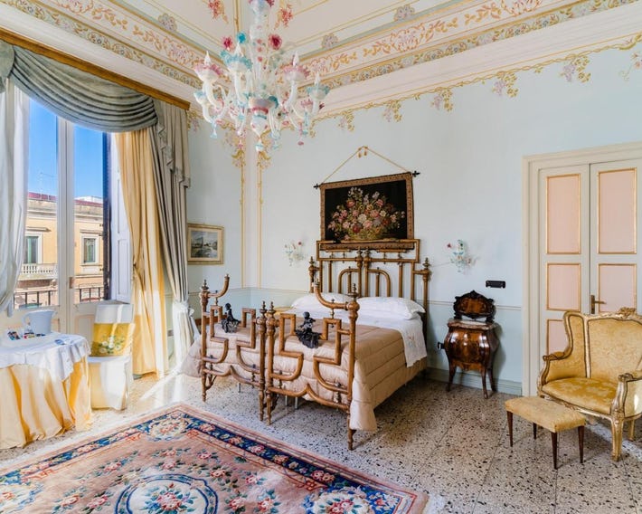 Palazzo De Castro