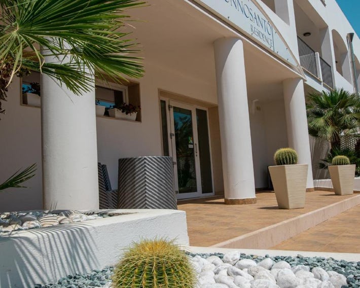 Donnosanto Residence Torre Santa Sabina