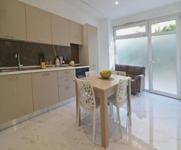 Central Apartment