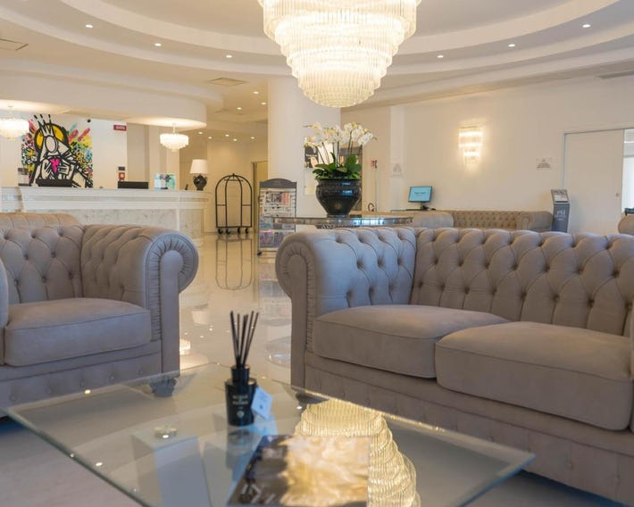 PM Hotel