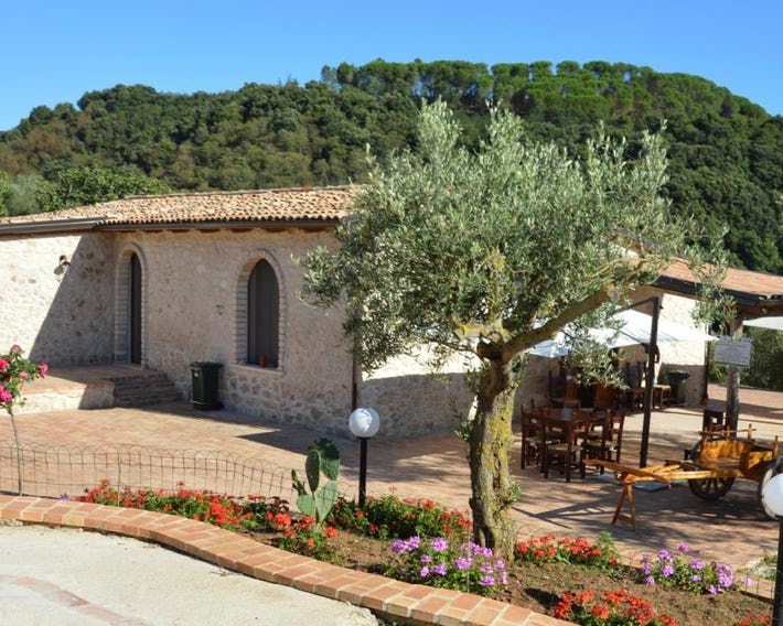 Azienda Agrituristica Caridà