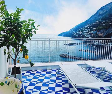 Amalfully Boutique Apartment - A seaview gem