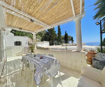 Capri center holidays